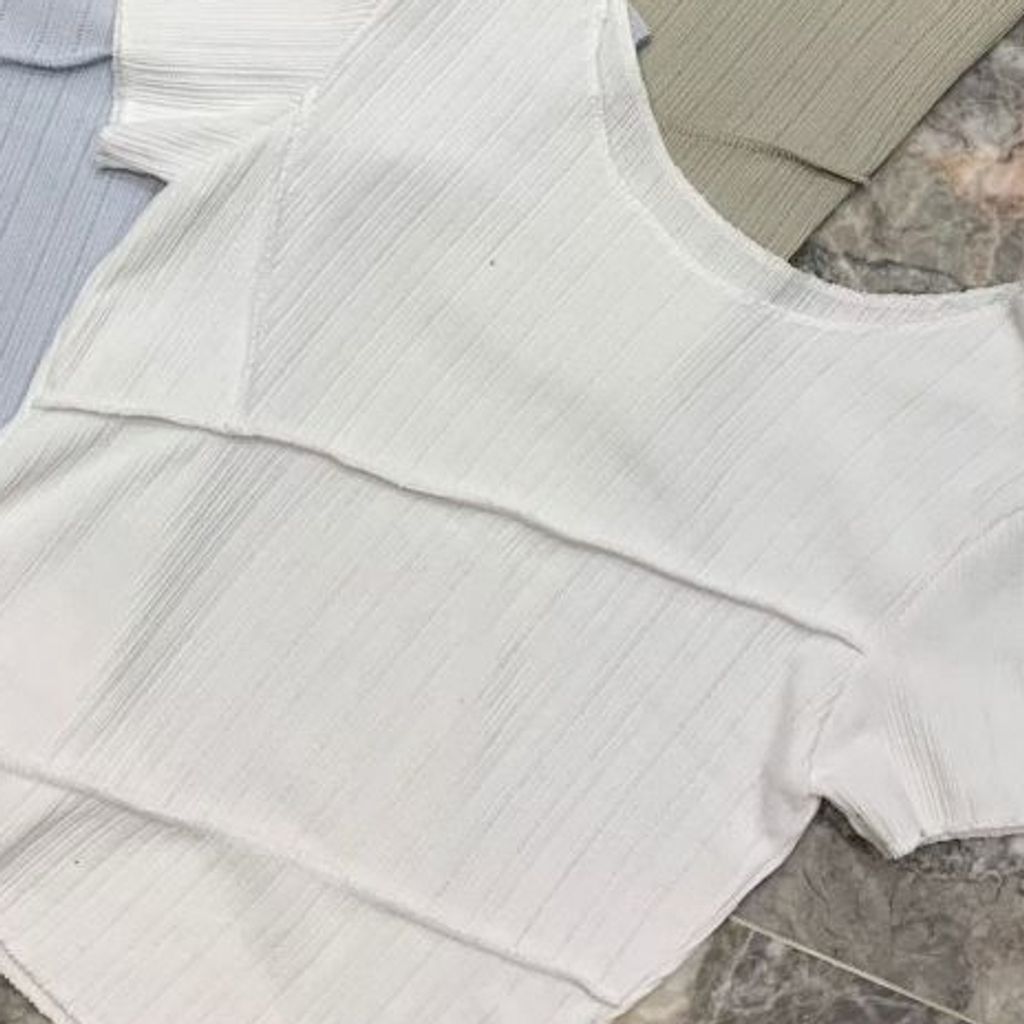 tw-11134207-820la-mmlxa2if3dvp72