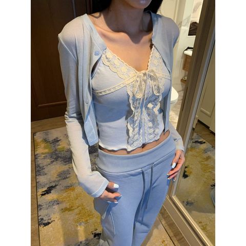 tw-11134207-820li-mmlwpd25yh3562