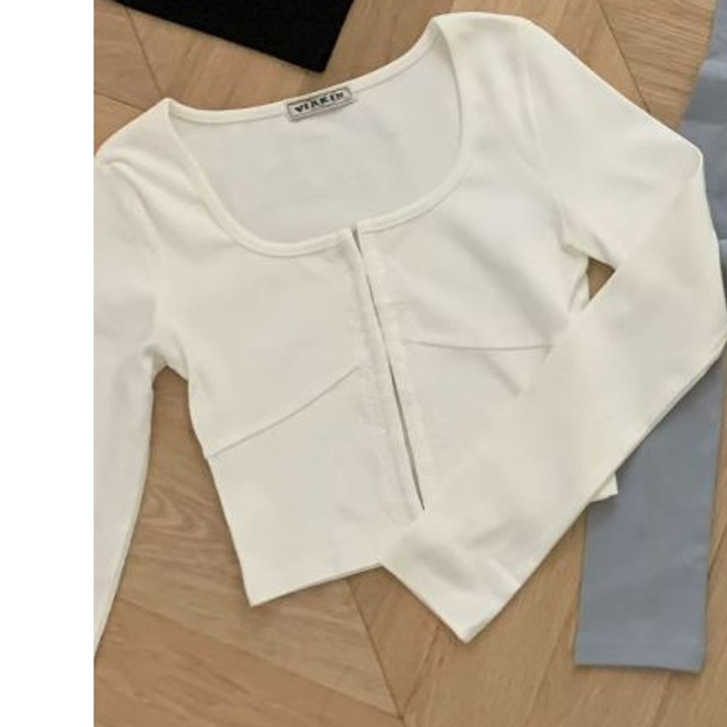 tw-11134207-820la-mmkn44jieepy79