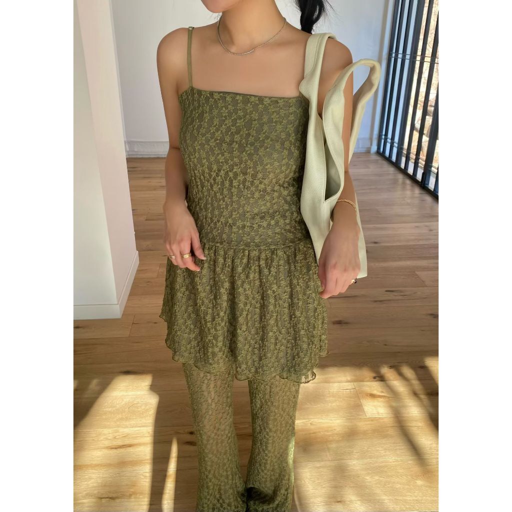 tw-11134207-820l8-mmonnqyv4pae8e