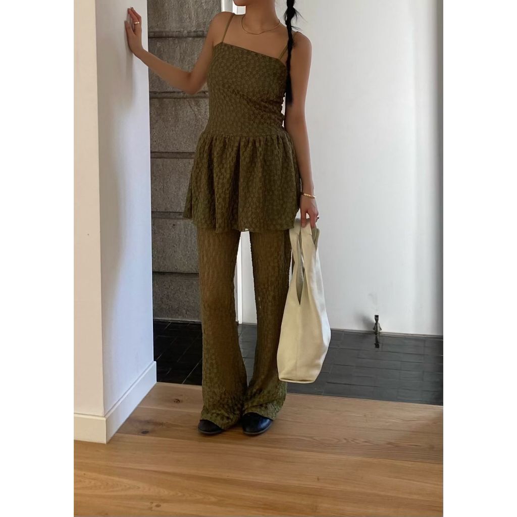 tw-11134207-820la-mmonnqz1lvk8e4