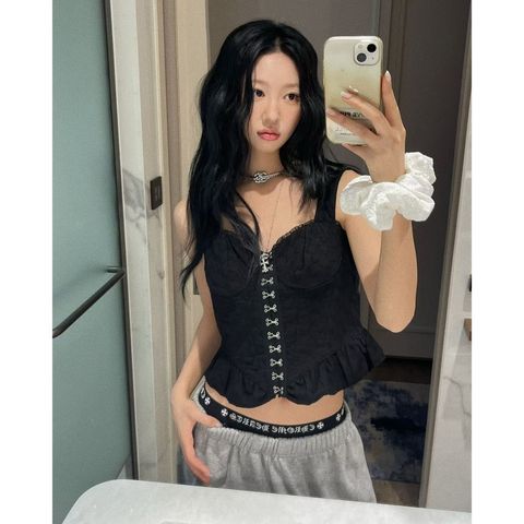 tw-11134207-820l9-mny2jfw0ywatfd