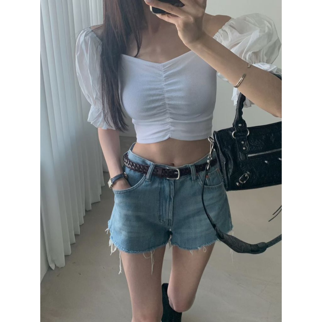 tw-11134207-820l5-mnybw1f5qy2o7b