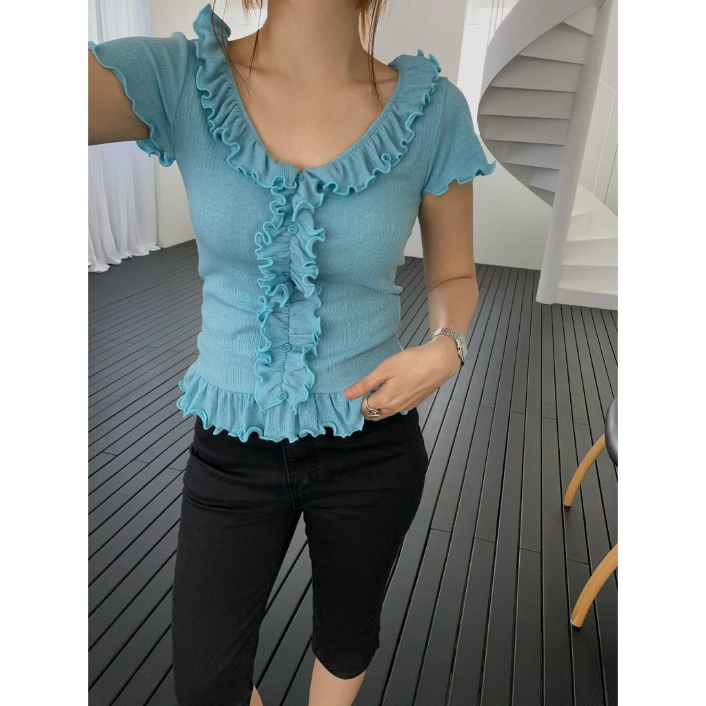 tw-11134207-820l9-momlq0lpzm6963