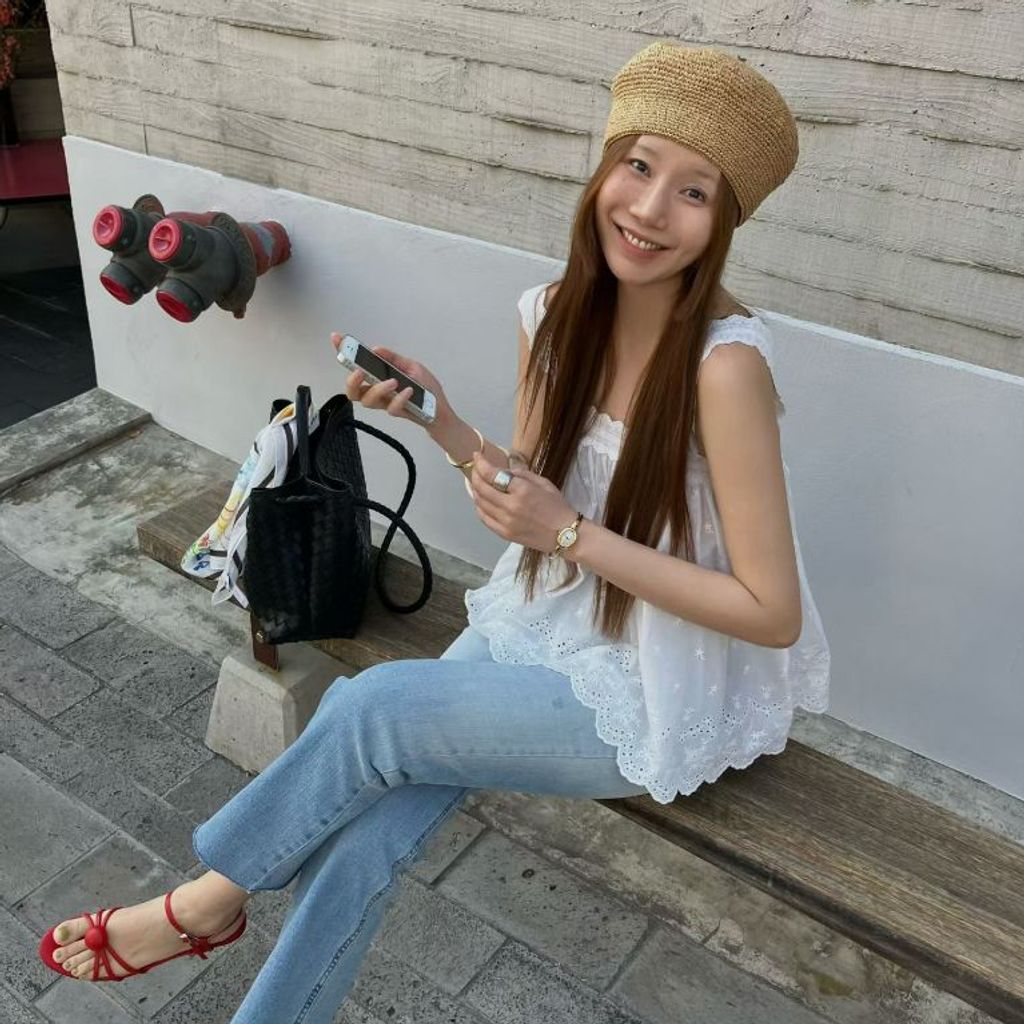 tw-11134207-820lh-momo4blky3uzea