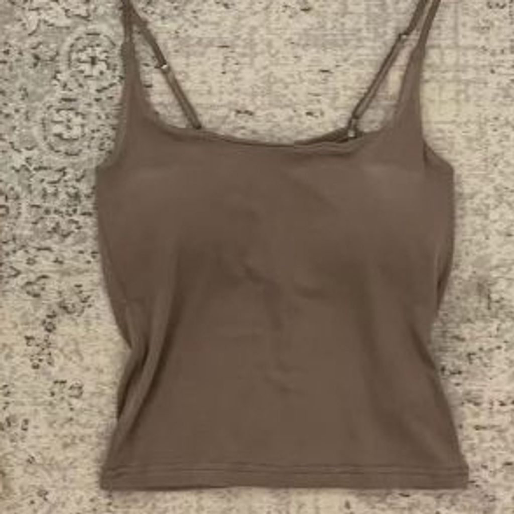 tw-11134207-820le-ms5maj0iuw3pee