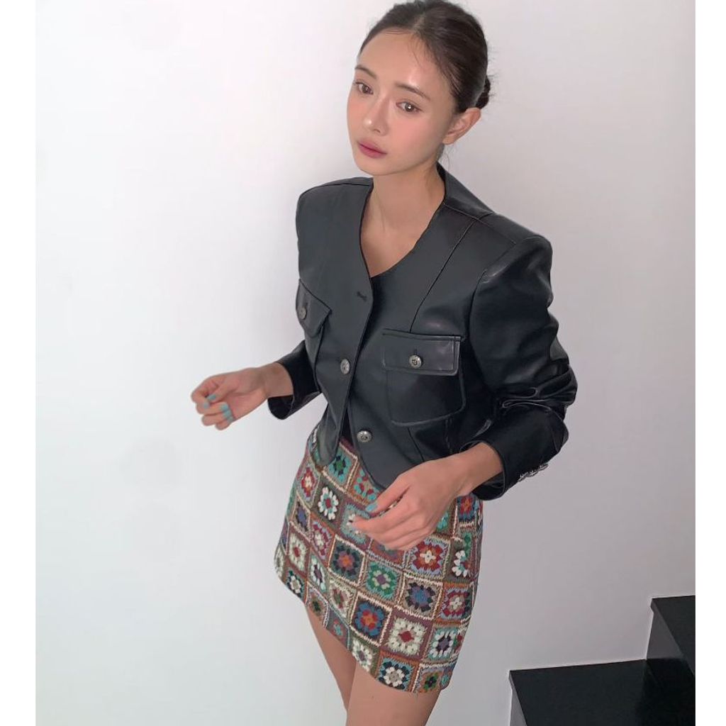 tw-11134207-820l7-mtjkim42vbwj80