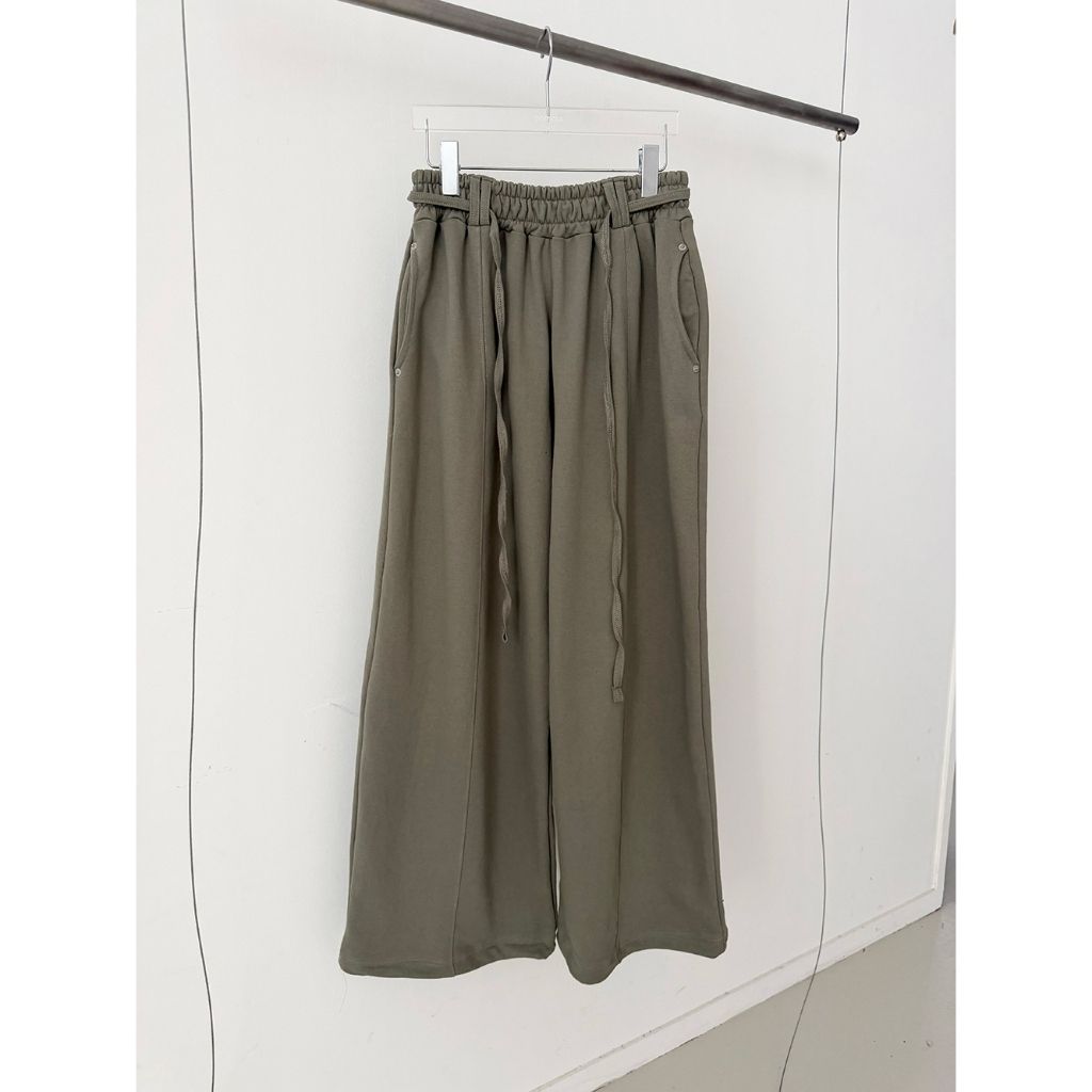 tw-11134207-820lc-mtnrtwrbeuboa7