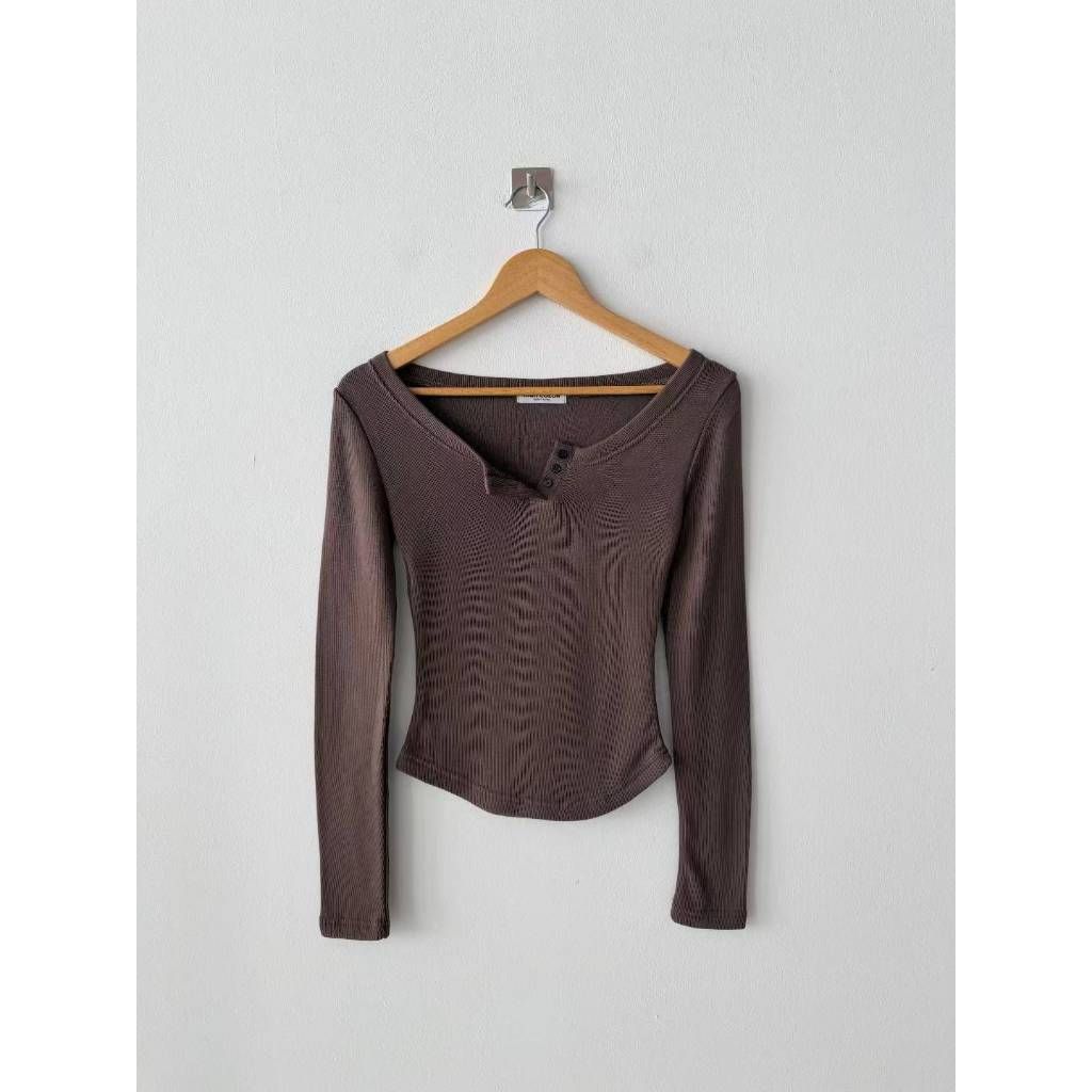 tw-11134207-81zth-mhpqs7x4rym918