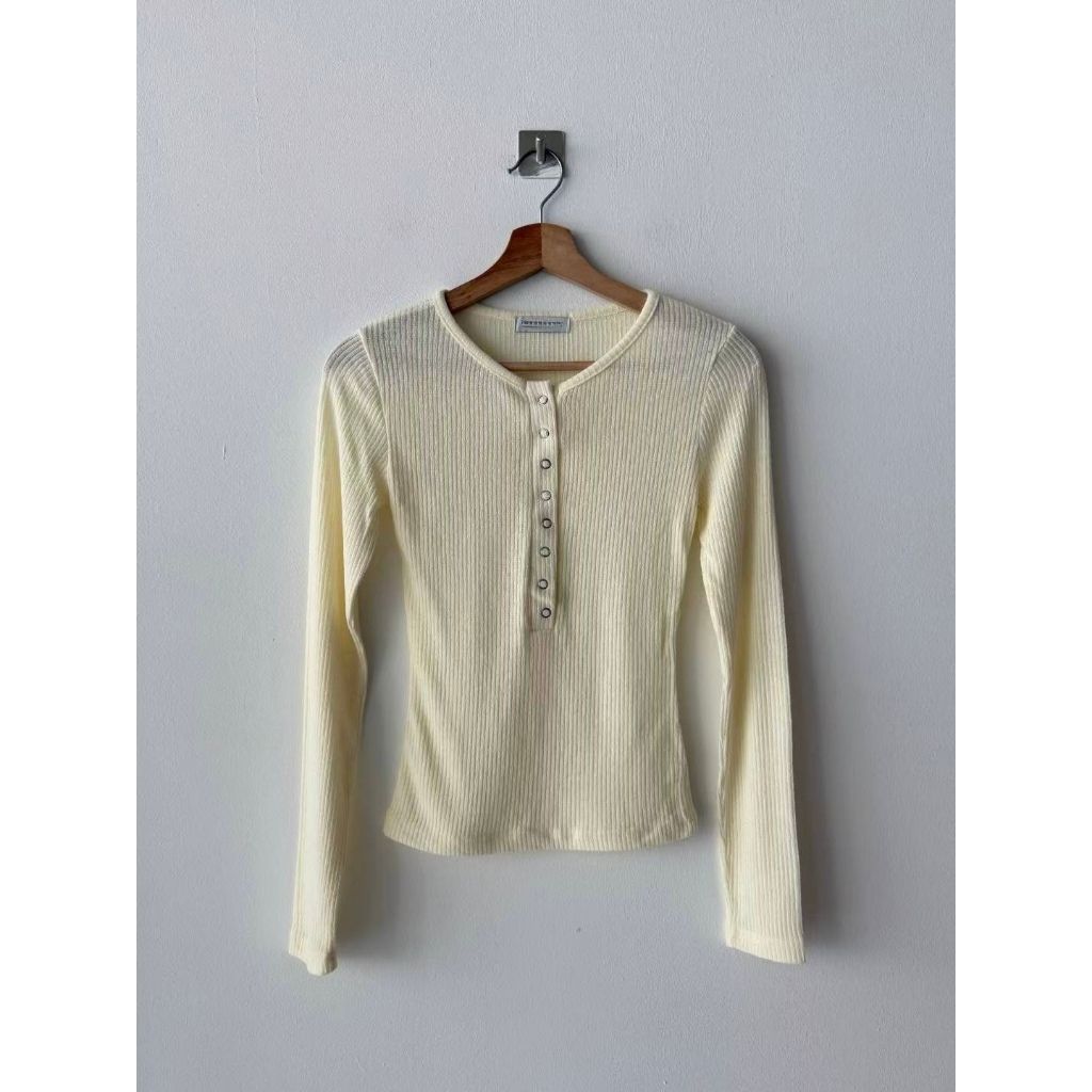 tw-11134207-81ztg-mhpqv6fehi4hf7