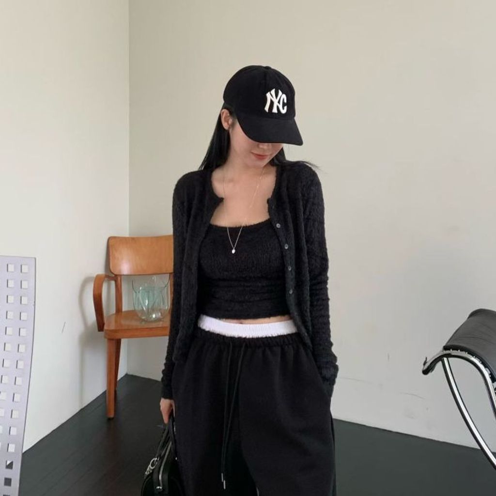 tw-11134207-81ztd-mik3y3hr20w0d6