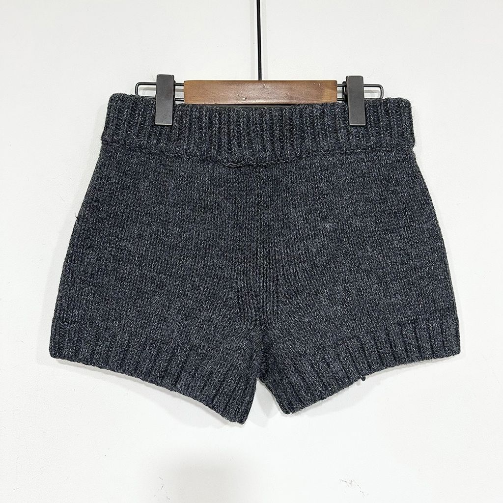 tw-11134207-81ztm-mi1dpihez0n57b