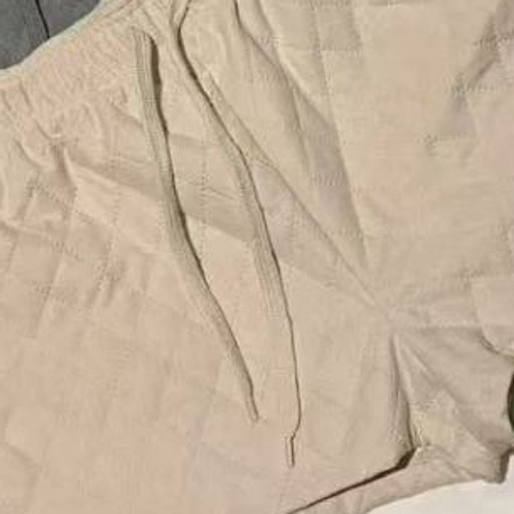 tw-11134207-81ztm-mfxr7khf55vs25