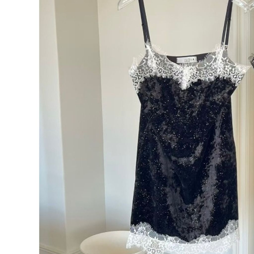 tw-11134207-81ztc-mi15u6y6amtf86