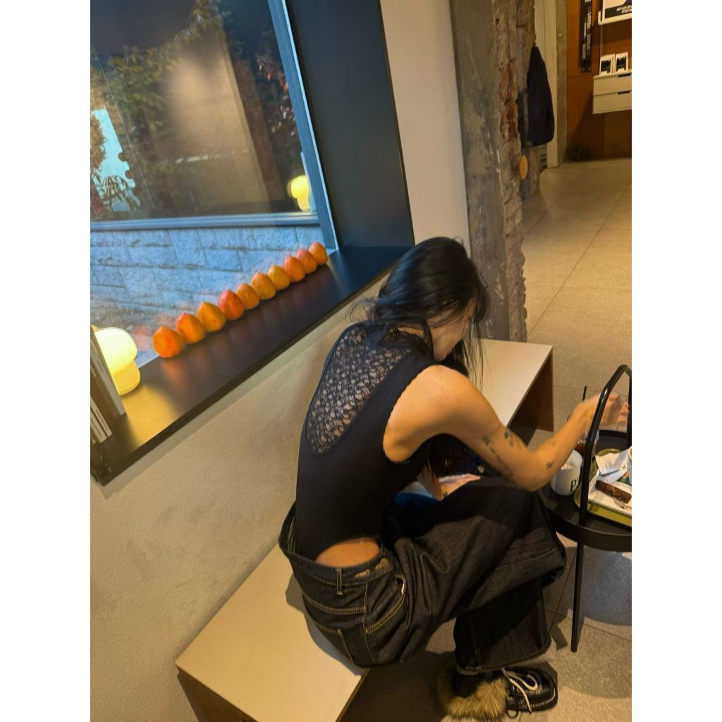 tw-11134207-81ztk-mi4hdq8crdag46