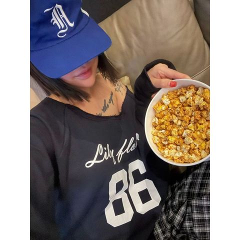 tw-11134207-81ztq-mf9j69fzlk3w1a