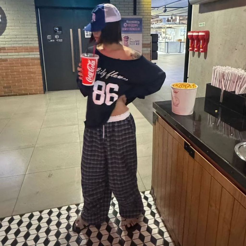 tw-11134207-81ztc-mf9j6ulshould1