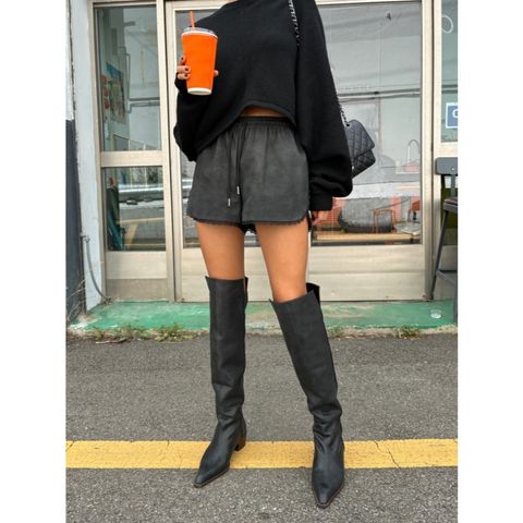 tw-11134207-81ztf-metgf8e14gzr7b