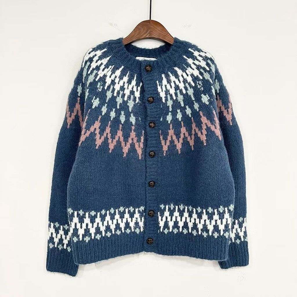 tw-11134207-81zto-mhrqfk66adc6b2