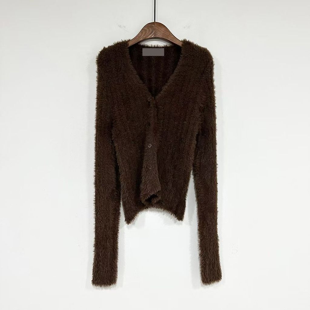 tw-11134207-81ztf-mh1ozundvll71c