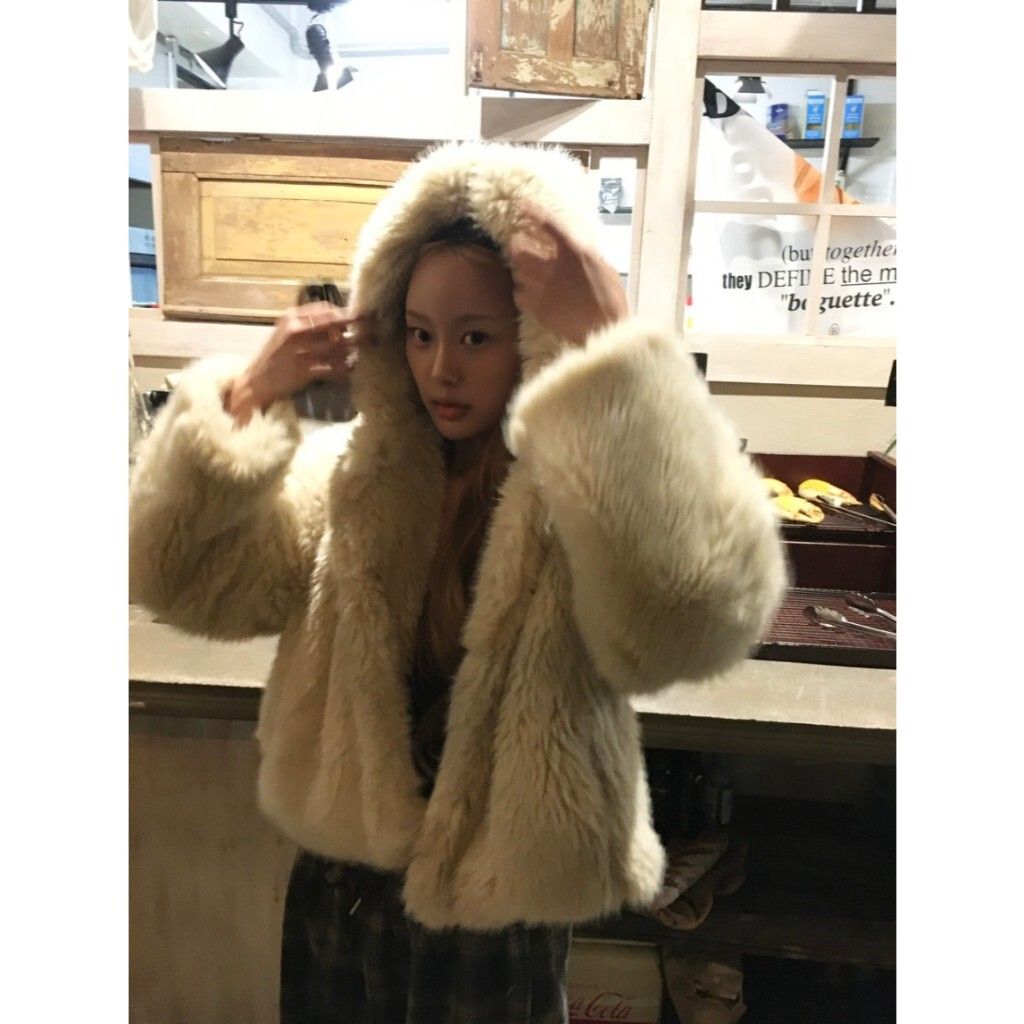 tw-11134207-81ztf-mgqjk46oglcbad