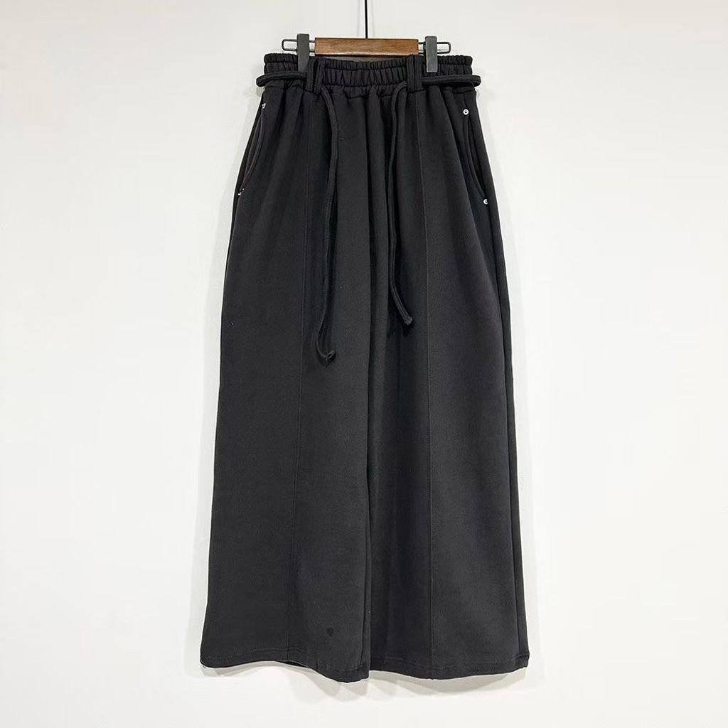 tw-11134207-81ztn-mgqhrmmumcr207