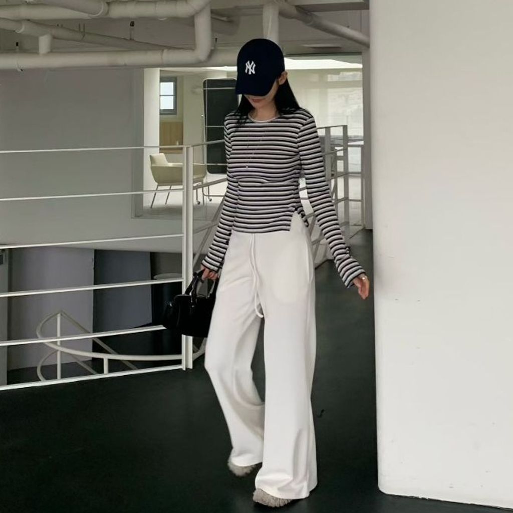 tw-11134207-81ztd-mgwad33x9o9947