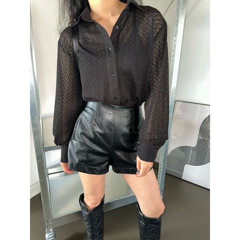 tw-11134207-81ztn-mg1z93h87ytlc5