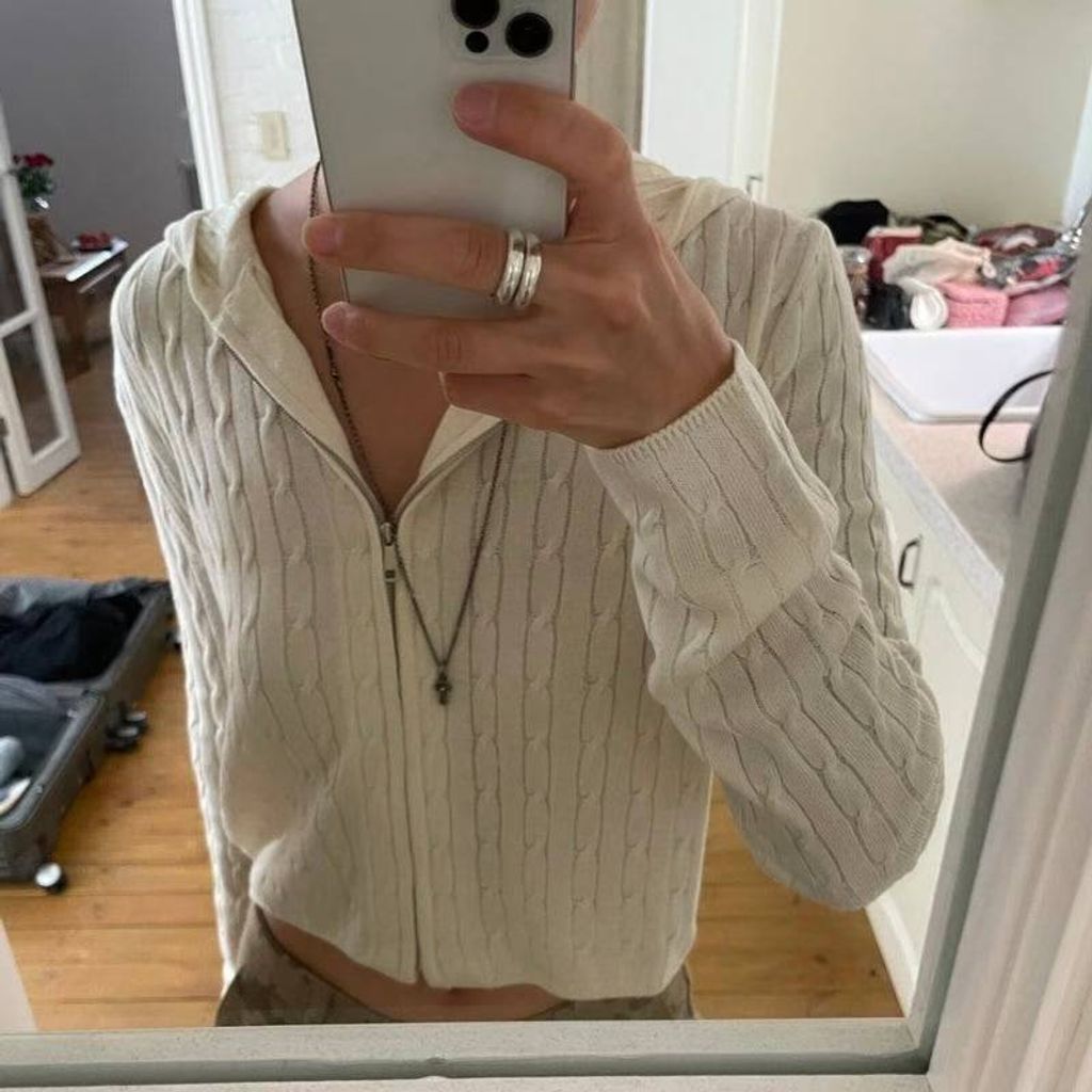 tw-11134207-81zte-mfnx9c45ei2x5b