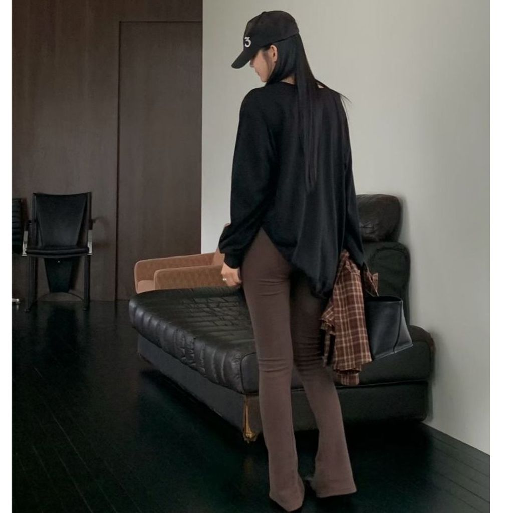 tw-11134207-81ztm-mfw9l4uzzjf275