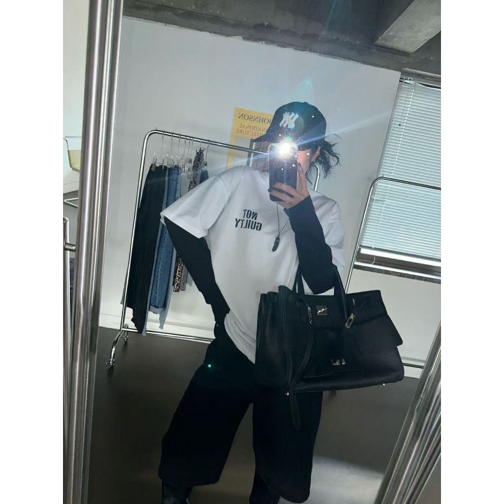 tw-11134207-81zth-me9ji5md8cuca2