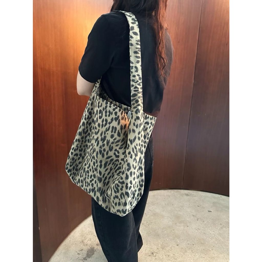 tw-11134207-7rasc-m3ur0oacub87fc