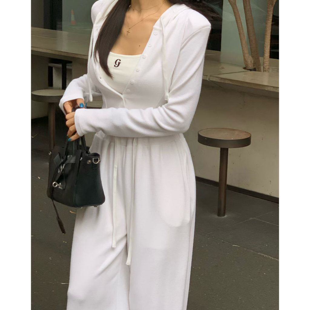 tw-11134207-81ztq-mjpmgv971ate81