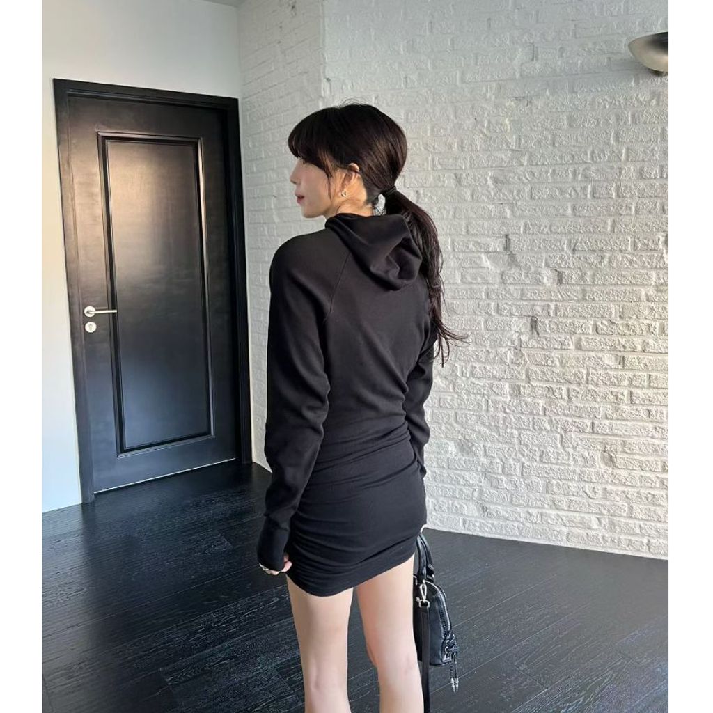 tw-11134207-820l9-mk1s7qu2cw7982