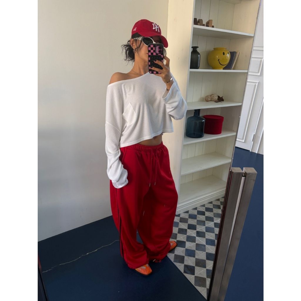 tw-11134207-820la-mk4q8fzgucqrdc