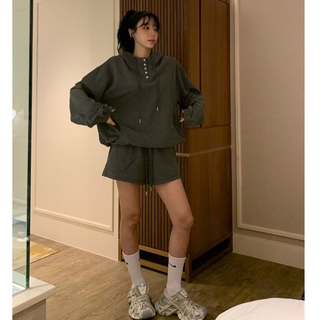 tw-11134207-820lf-mk2gui1v0c1u36