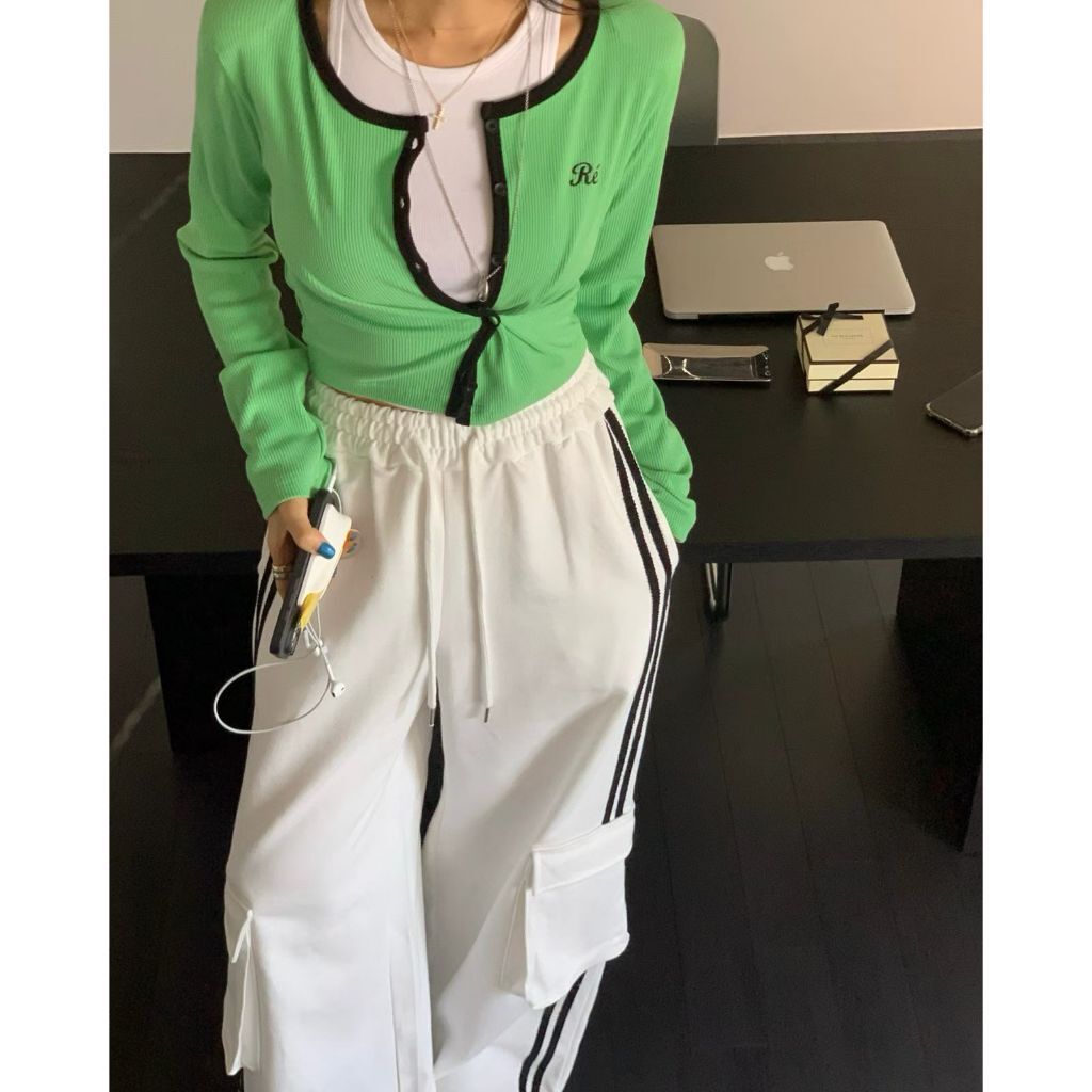 tw-11134207-820lg-mkl3h9kni4uf51