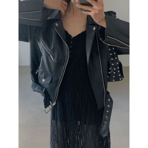 tw-11134207-820l7-mkl1j27x9o91e4