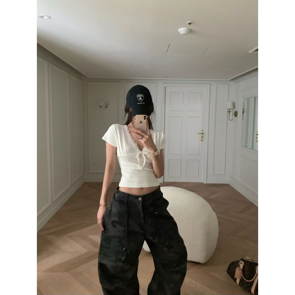 tw-11134207-820lg-ml8txxucs0zn3a