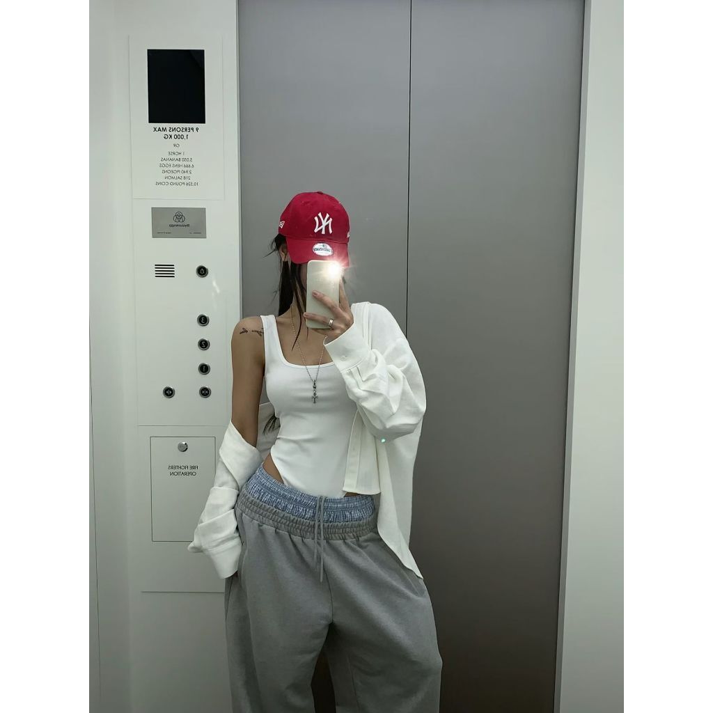 tw-11134207-820lh-ml82isk76ewyf4