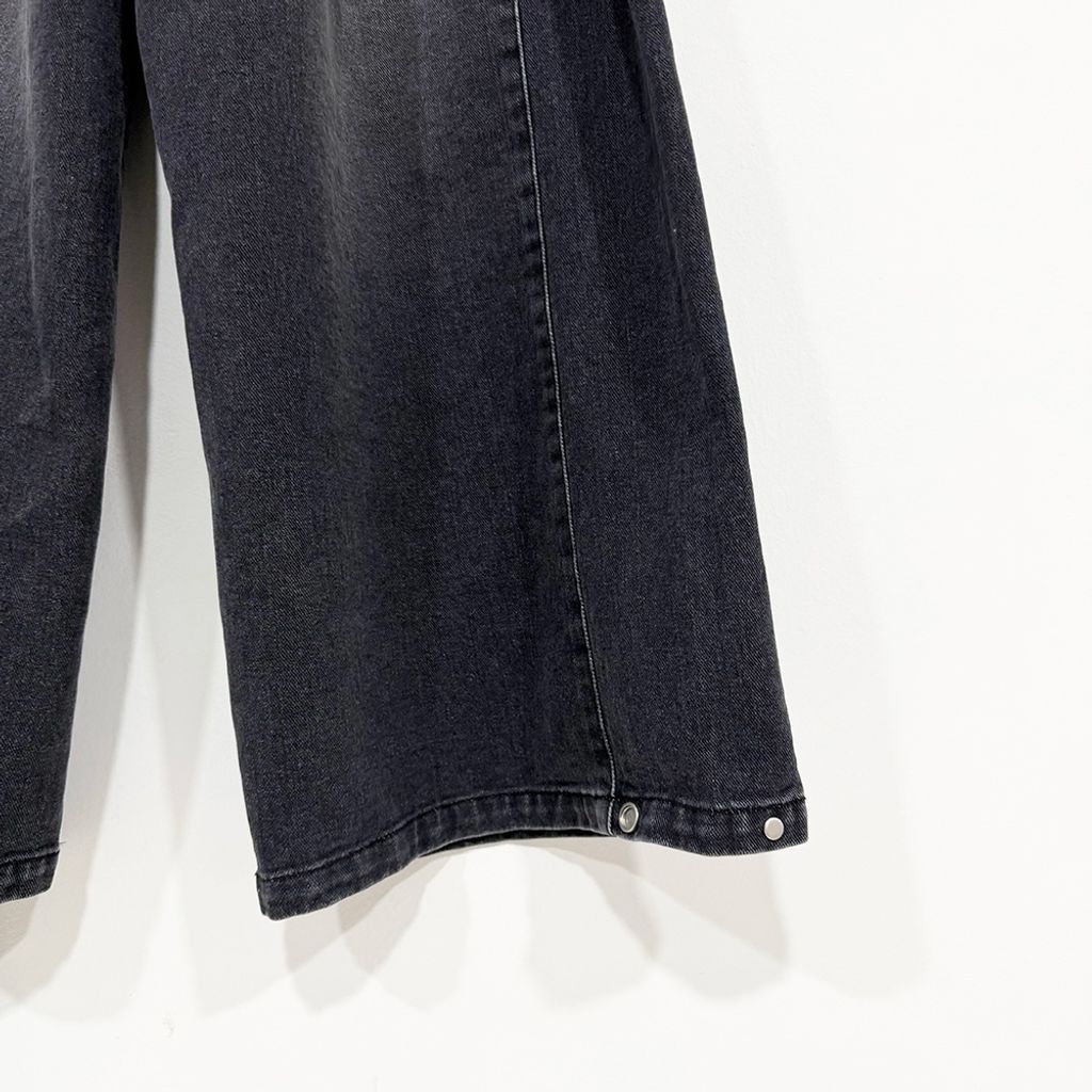 tw-11134207-820lc-ml8zqwif0sn93f