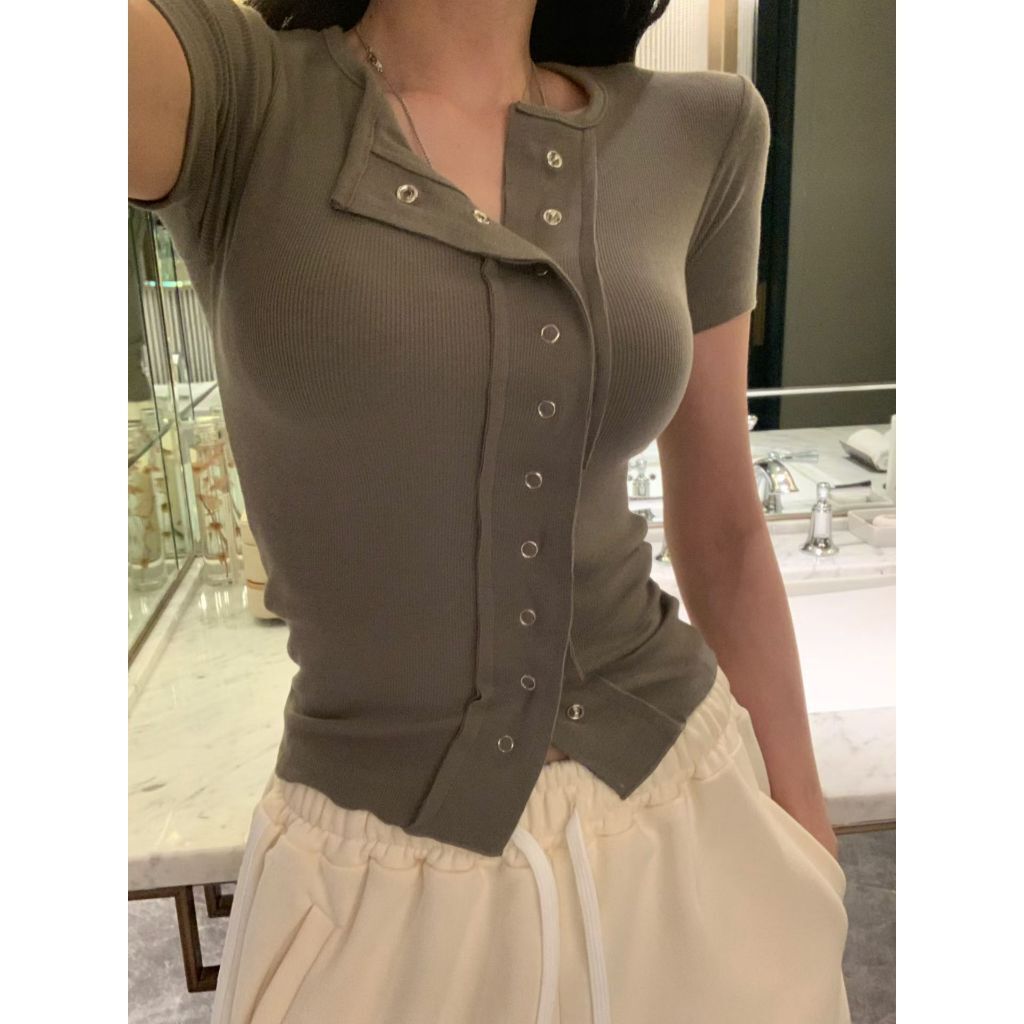 tw-11134207-820ld-ml9839n5yuiqfc