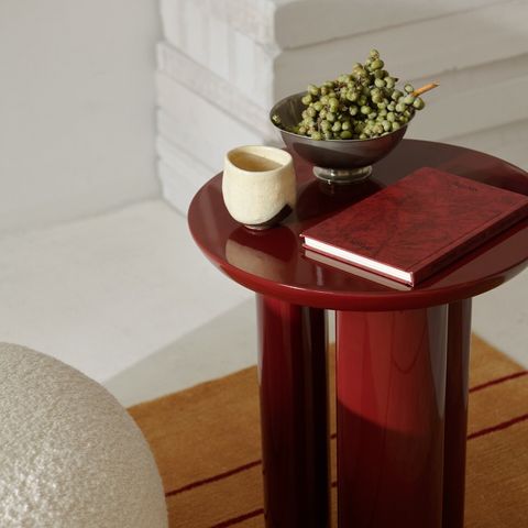 11_情境圖_02_Burgundy Red