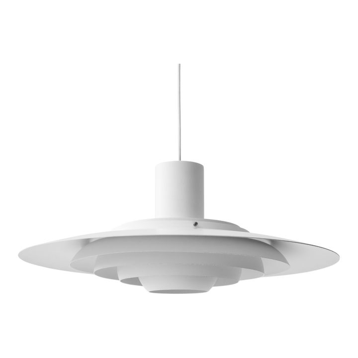 P376 KF2_white_perspective