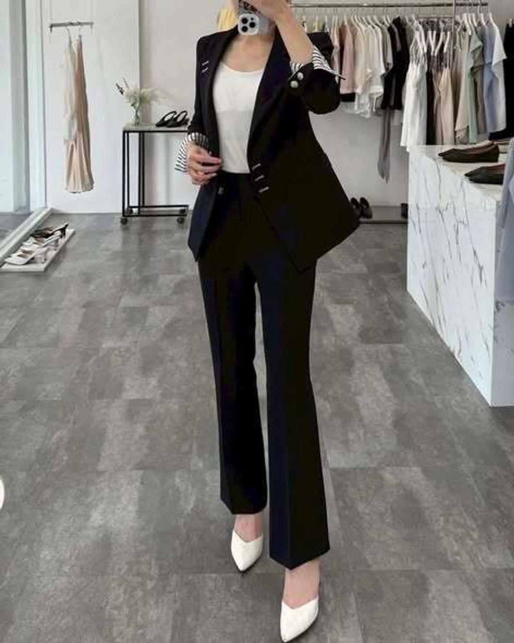 657170448_1368083022025122_5607163232609411908_n