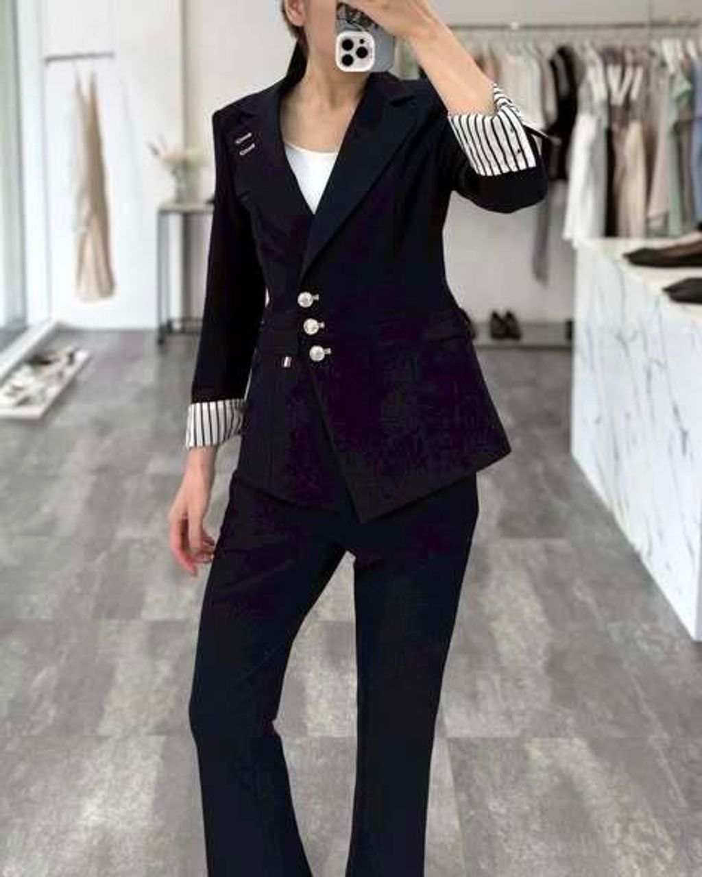 657406135_1368082775358480_3075446186578977204_n