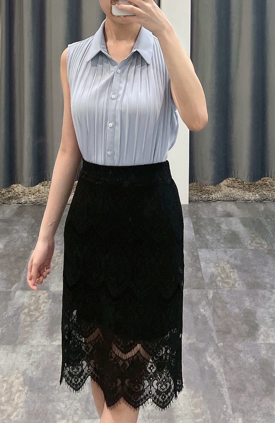 1000072179