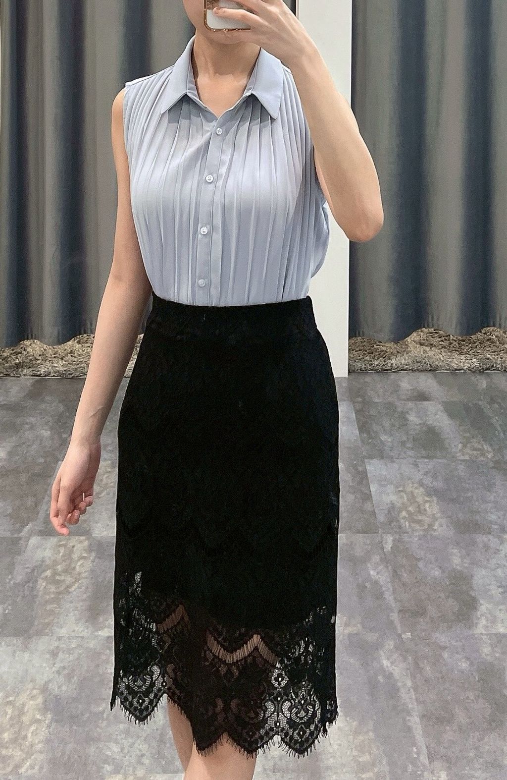 1000072179