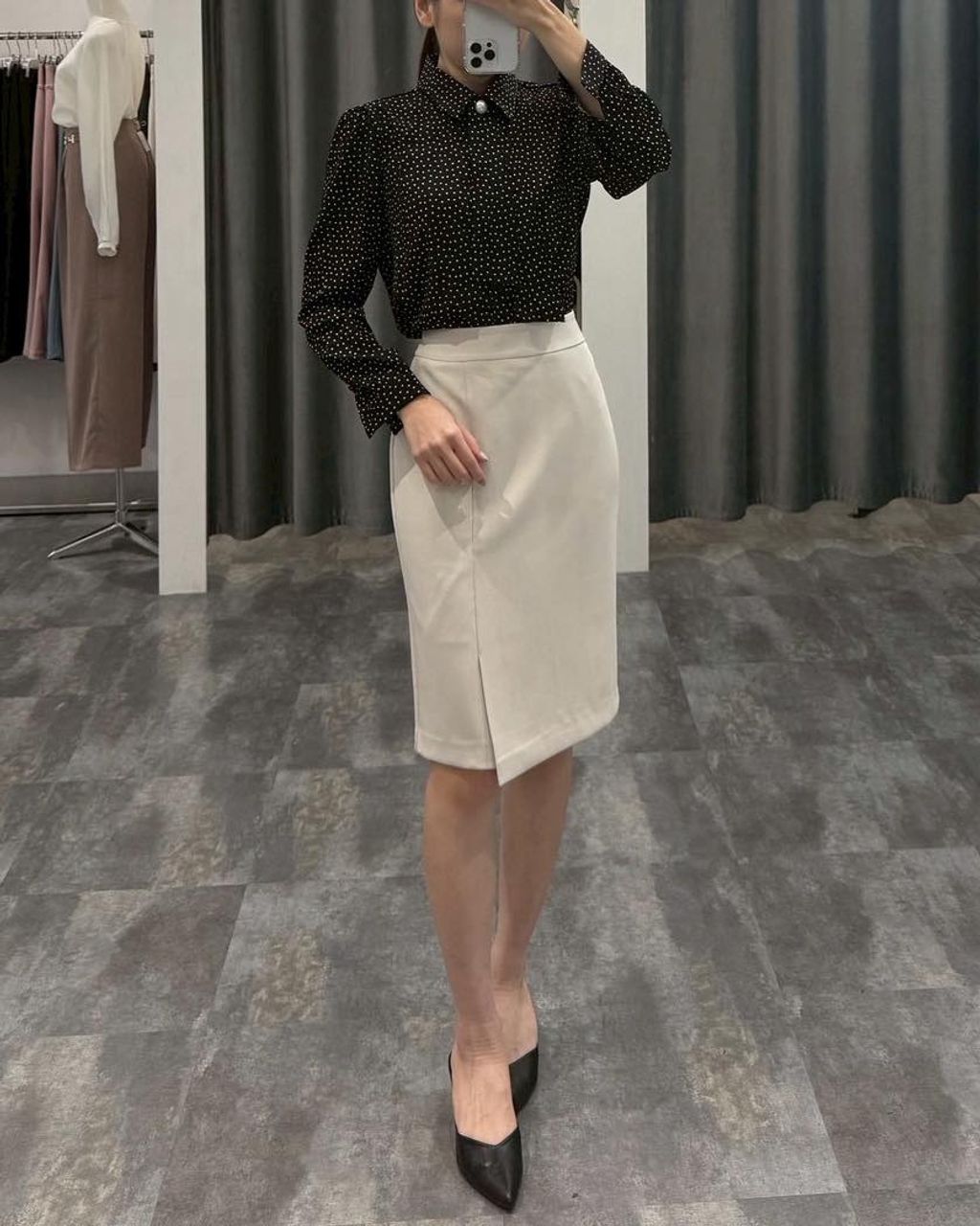 02129bb861061d1a052c592e2dc6b3831762528423