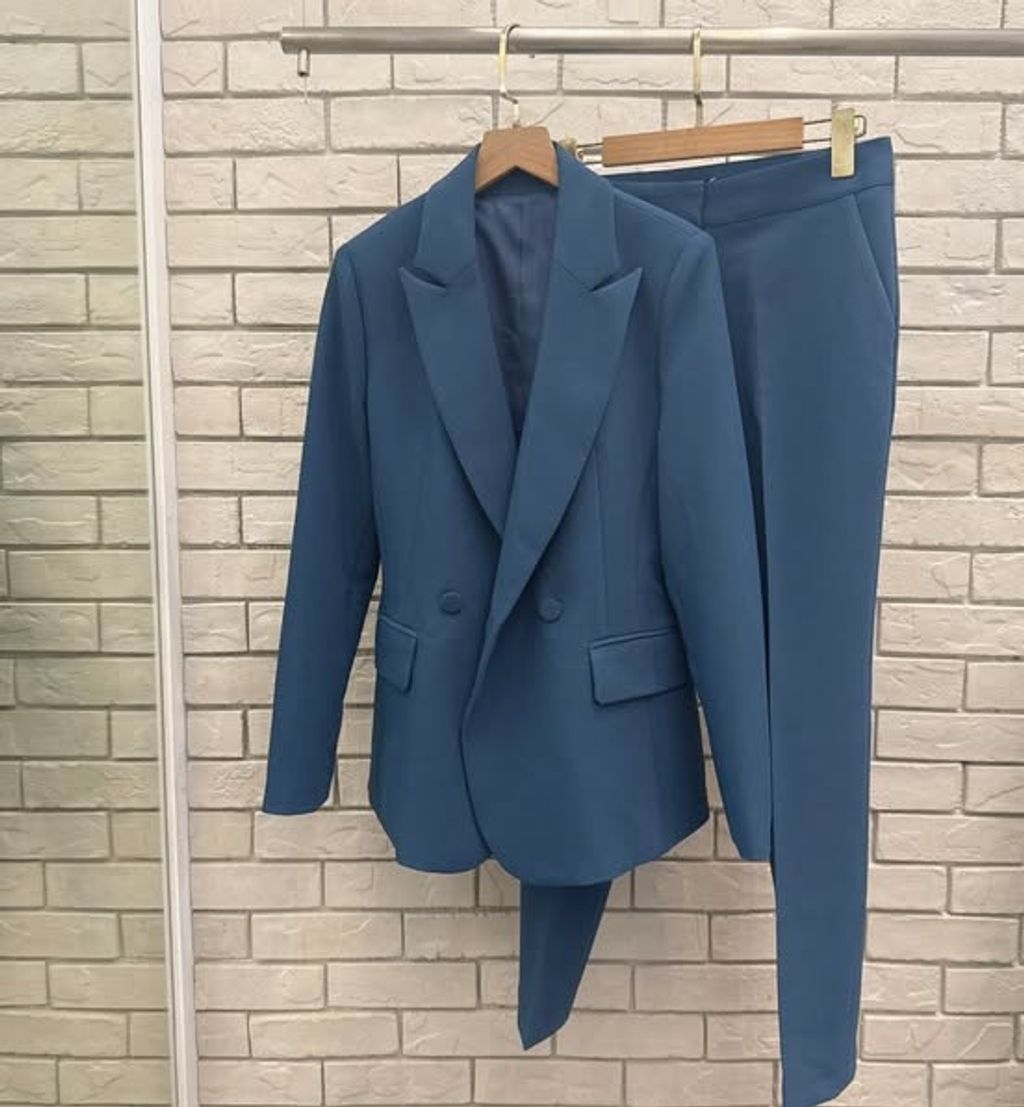 5e699efd52e281ee257142c4b0e3991c1734412585